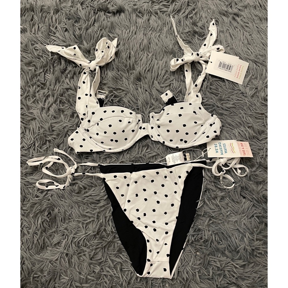 NWT Dippin Daisys Polka Dot Bikini Set